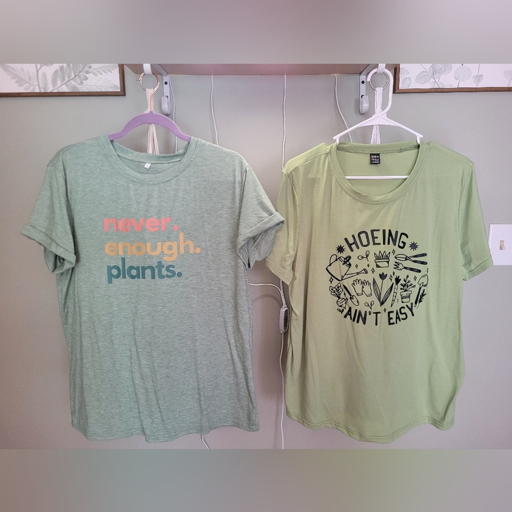 Garden Plant Womens T Shirts EUC Large